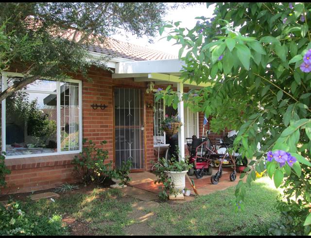 1 BEDROOM RETIREMENT UNIT SOLD IN AMBERGLEN